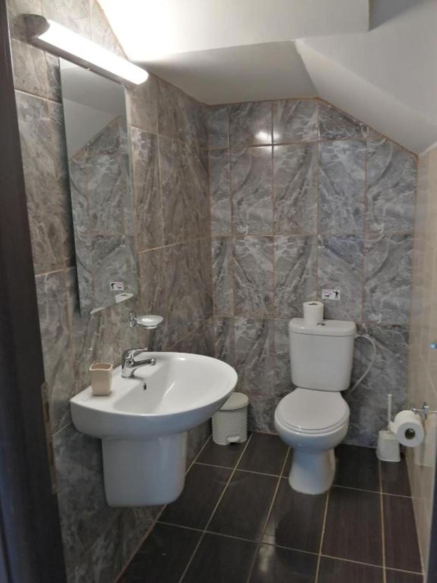 Carisa Suites And Apartments Maleme Екстериор снимка